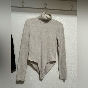 Long sleeve body suit